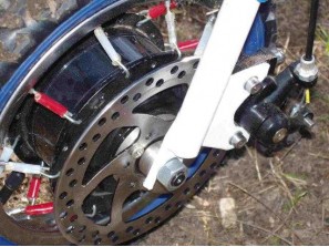 Мотор-колесо на мотоцикле фото